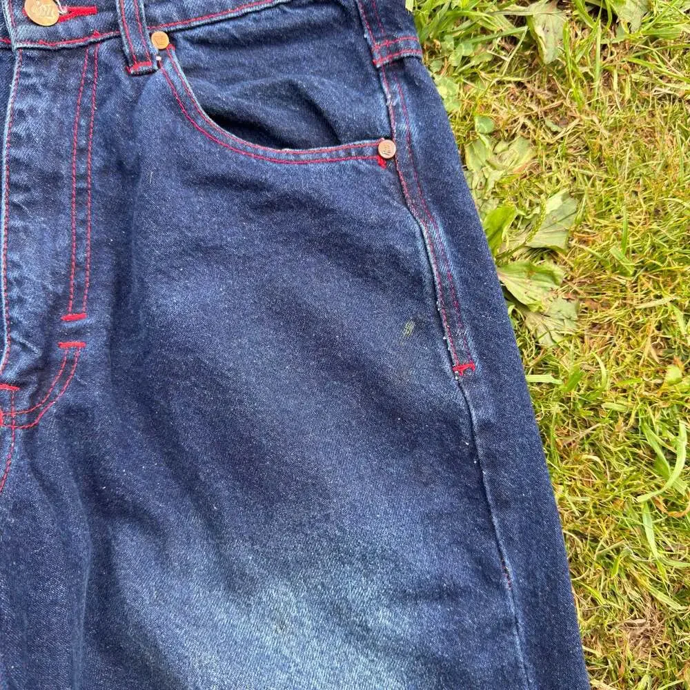 Essential Vintage Rocawear Y2K Baggy Denim Jorts with Embroidered Red Pockets